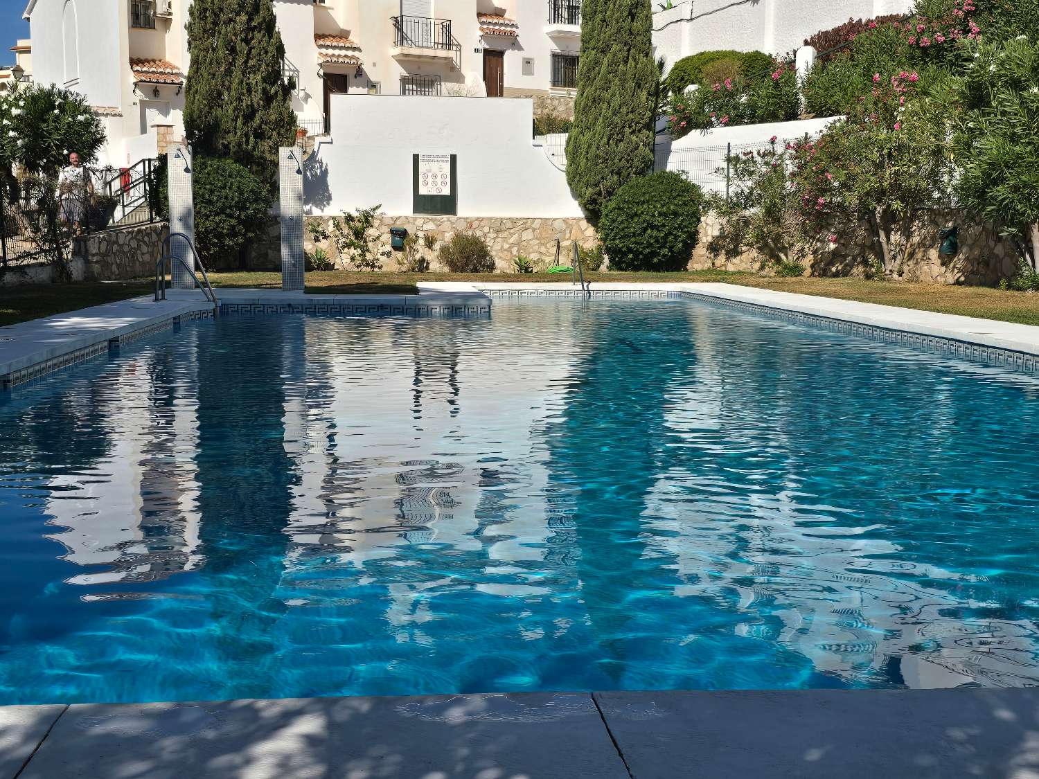 TORREQUEBRADA BENALMADENA APARTAMENTO CON GRAN TERRAZA Y VISTAS AL MAR, PISCINA Y  JARDIN JUNTO AL CAMPO DE GOLF