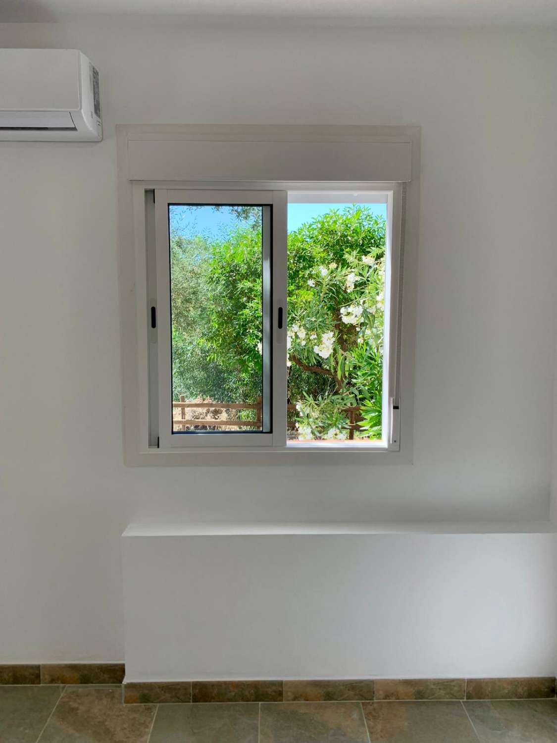 APARTAMENTO EN ALQUILER LARGA TEMPORADA.