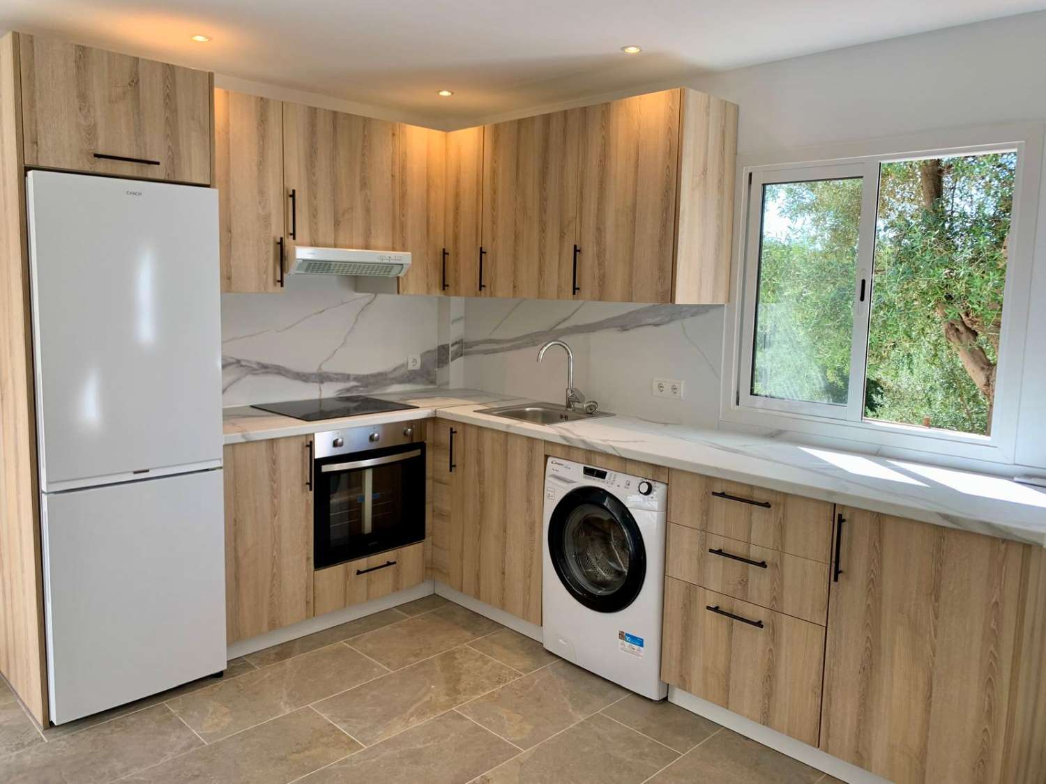 APARTAMENTO EN ALQUILER LARGA TEMPORADA.